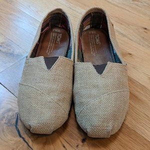 Toms Burlap Slip Ons